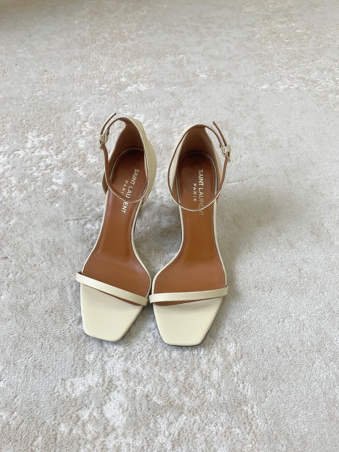 Iconic Sandals / 8.5 cm heel / 10 colors