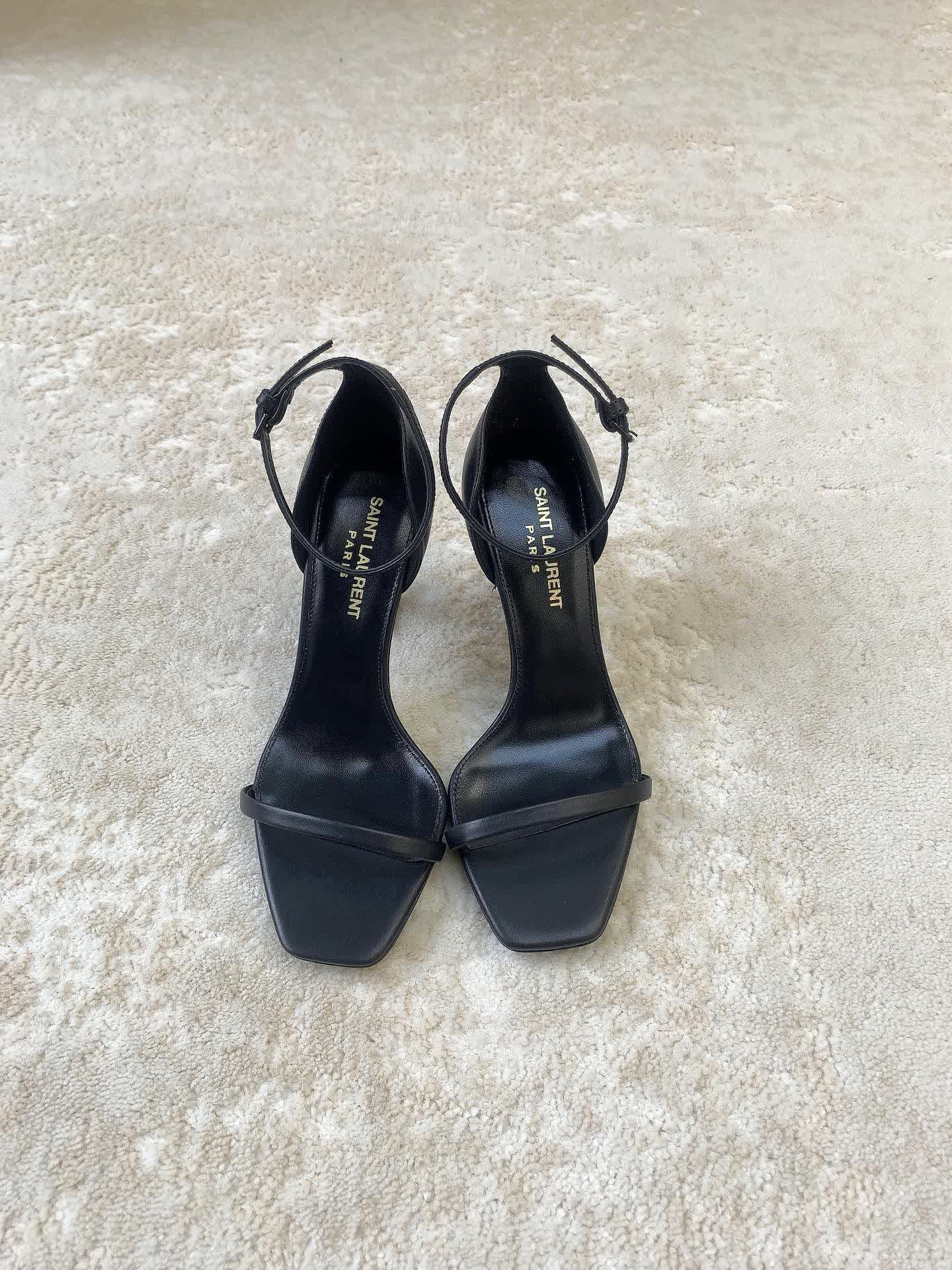 Iconic Sandals / 8.5 cm heel / 10 colors