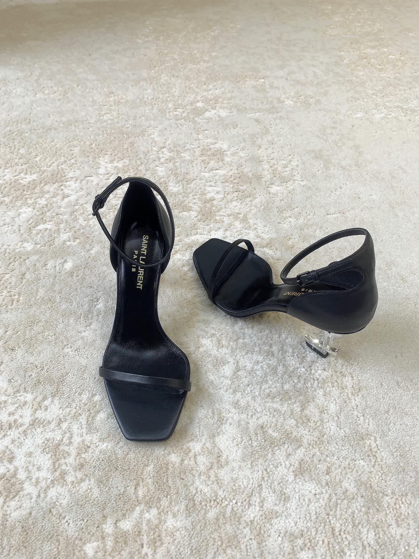Iconic Sandals / 8.5 cm heel / 10 colors