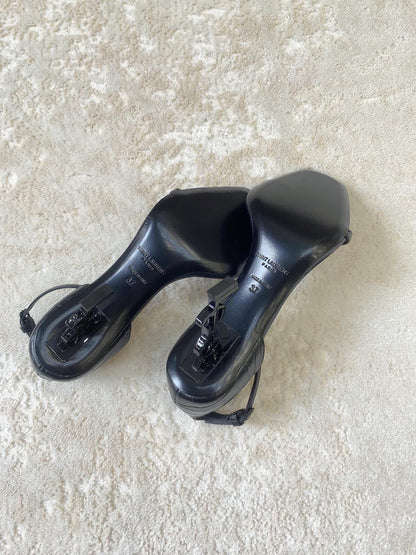 Iconic Sandals / 8.5 cm heel / 10 colors