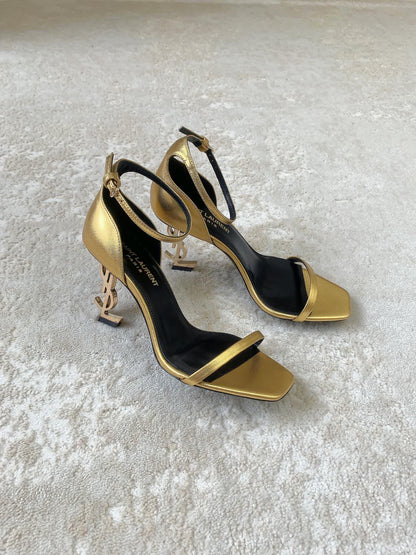 Iconic Sandals / 8.5 cm heel / 10 colors